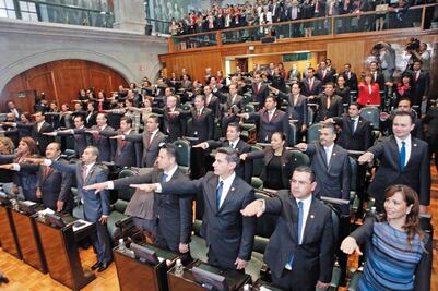 Toma protesta nueva Legislatura de Edomex