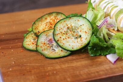 ¿Qué pasa si comes pepino con limón y chile todos los días? 