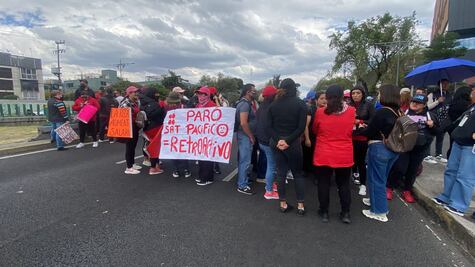 Trabajadores del SAT mantienen bloqueo sobre Viaducto; exigen aumento salarial justo y mejores condiciones laborales