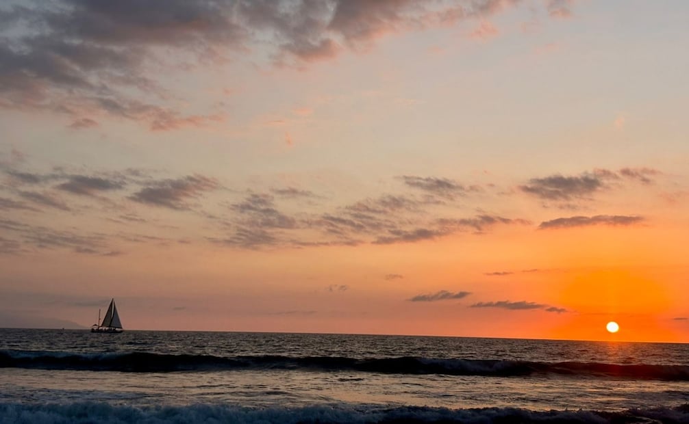 Puerto Vallarta a una semana de los hechos violentos registrados tras el abatimiento de Nemesio Oseguera Cervantes "El Mencho". Foto: Juan Carlos Williams / EL UNIVERSAL