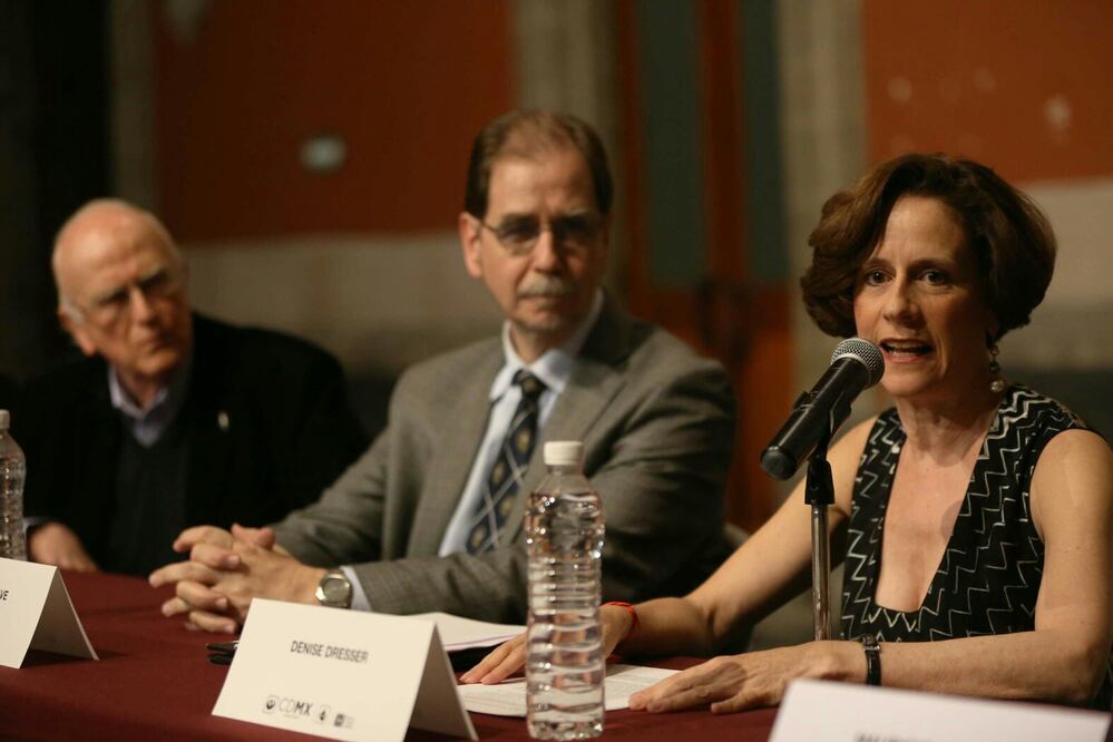 La analista Denise Dresser comentó la obra de Basave, quien aspira a dirigir al PRD. /Juan Carlos Reyes - EL UNIVERSAL