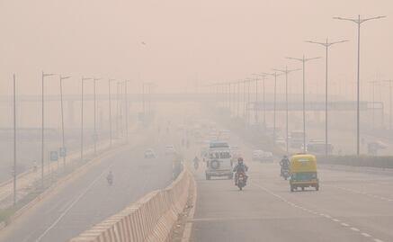 Contaminación del aire alcanza niveles "peligrosos" en Nueva Delhi
