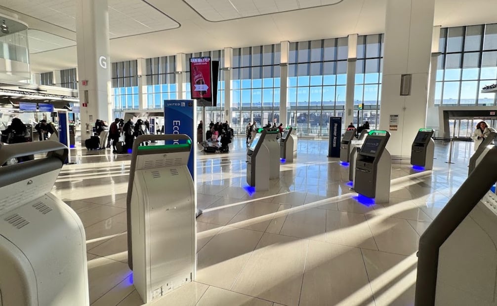 Así es el aeropuerto LaGuardia, donde un avión de Air Canada chocó en Nueva York. Foto: Google maps