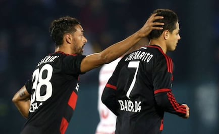 ‘Chicharito’ anota doblete en empate del Bayer