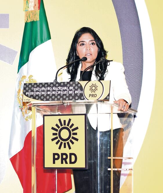 Reclamo. La presidenta del PRD acusa de ignorar los avisos del PRD sobre la fuga del gobernador Javier Duarte. FOTO: ARCHIVO EL UNIVERSAL