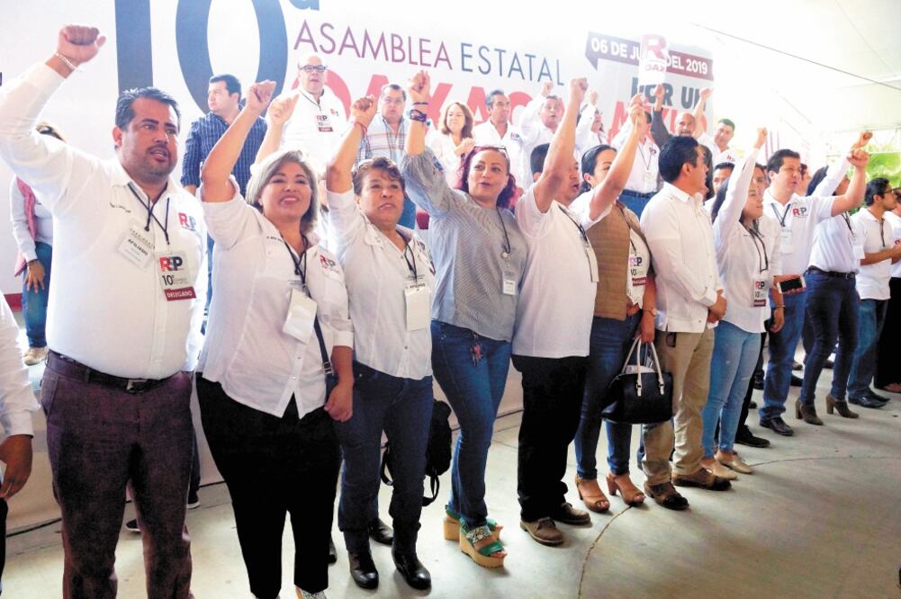 La organización Redes Sociales Progresistas (RSP), realizó una asamblea en Oaxaca, con miras a cumplir con las reuniones estatales marcadas por la ley para convertirse en partido político. Foto/EDWIN HERNÁNDEZ. EL UNIVERSAL