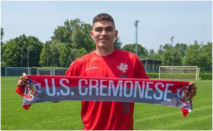 Johan Vásquez tiene nuevo director técnico en la Cremonese