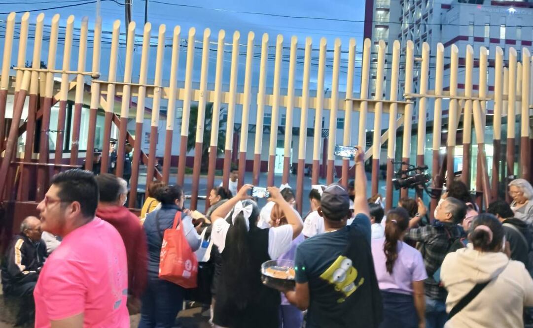 Familiares de las víctimas por la explosión de una pipa de gas en Iztapalapa piden diversos apoyos al Gobierno de la CDMX. Foto: Especial