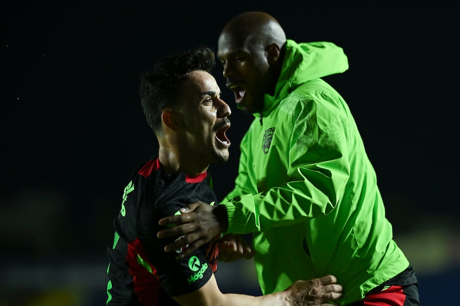 FC Juárez en festejo de gol, durante la fase regular del torneo Clausura 2026 - Foto: Imago7