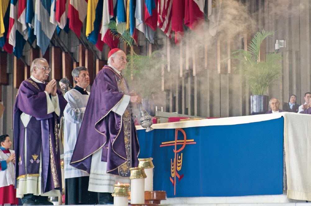 En la homilia realizada en la Basílica de Guadalupe, el arzobispo Carlos Aguiar Retes centró su discurso en el perdón y arrepentimiento (ANDREA MURCIA. CUARTOSCURO)