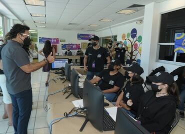 Amplían un día más la vacunación de personal educativo en Sinaloa