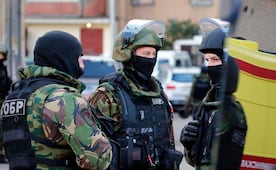 Muere militar ruso en explosión de un automóvil en San Petersburgo; autoridades ya investigan 