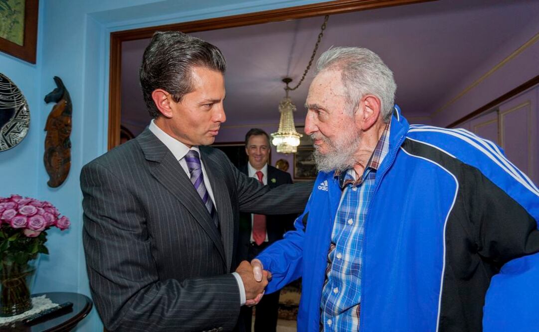 El mandatario mexicano se reunió con el líder de la Revolución Cubana en 2015. Foto: Archivo EL UNIVERSAL