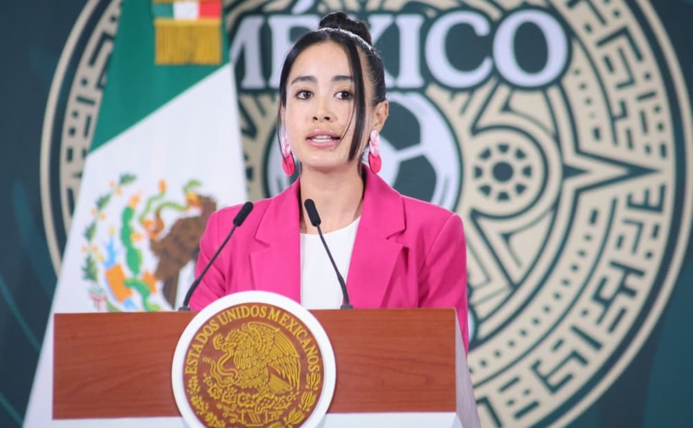 Katia Itzel García, árbitra, en la conferencia de prensa de la Presidenta Claudia Sheinbaum, desde Palacio Nacional. 05 de marzo de 2026. Foto: Luis Camacho | El Universal