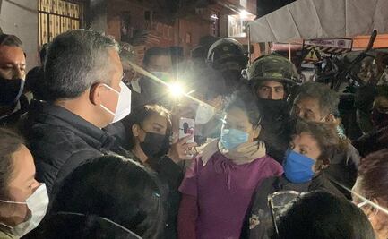 Desalojan a 21 personas por deslaves en cerro de Ecatepec