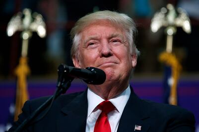 Donald Trump supera a Hillary Clinton en Ohio y Florida: sondeo