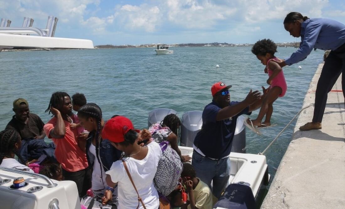 Miles de personas intentan salir de Gran Ábaco y Gran Bahamas, dos de las islas peor afectadas. Foto: Getty Images