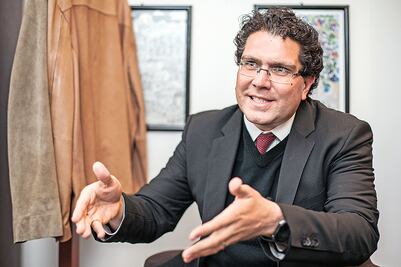 Ríos Piter se lanza por la dirigencia del sol azteca