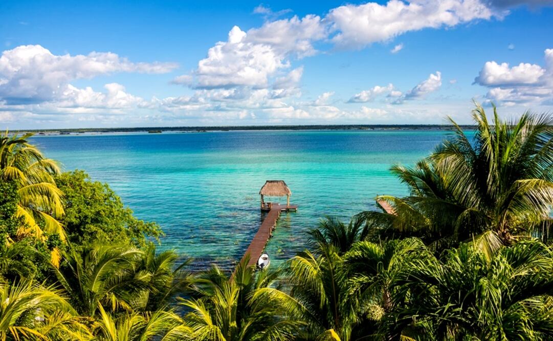 Bacalar is also known as the Seven Colors Lake – Photo: File photo/EL UNIVERSAL