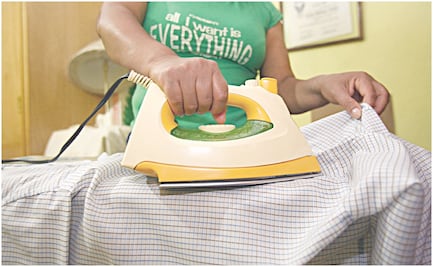 Mujeres ganan menos que los hombres: informe; Conasami estudia el mercado laboral 