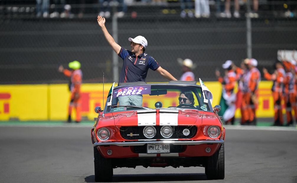 Checo Pérez, previo a la carrera del Gran Premio de México - Foto: AFP