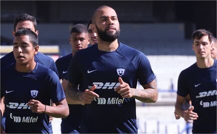 Dani Alves y su primer entrenamiento en el Olímpico Universitario; ya aparece registrado con Pumas