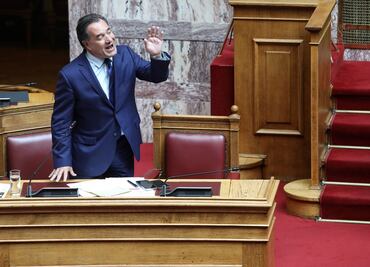 Grecia aprueba ley que amplía a 6 días la semana laboral y flexibiliza los horarios de empleados