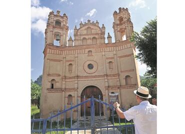 Reconstrucción, a 68% en inmuebles de 11 estados