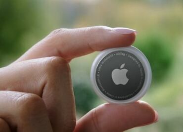 Más de 15 aerolíneas integrarán los AirTags en sus sistemas de equipaje; United y Delta Air Lines, de las primeras