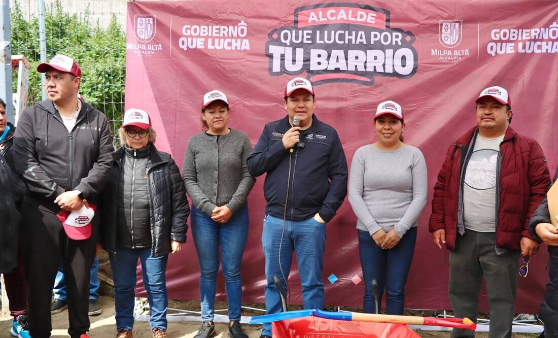 El alcalde de Milpa Alta, Octavio Rivero, echó a andar el programa "Alcalde que lucha por tu Barrio". Foto: Especial
