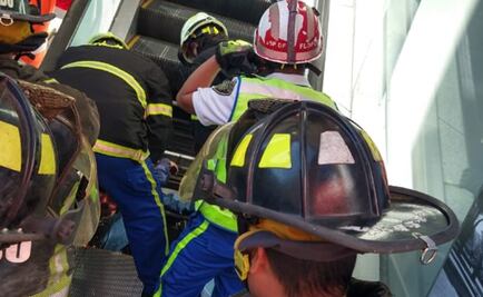 Hombre muere prensado en escaleras eléctricas de Centro Insurgentes