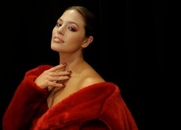 Ashley Graham incendia Instagram con sesión de fotos en bikini