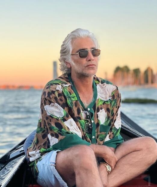 Los memes que dejó el último look de Alejandro Fernández