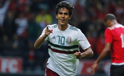 Macías, el futuro del goleador de México: Carlos Hermosillo