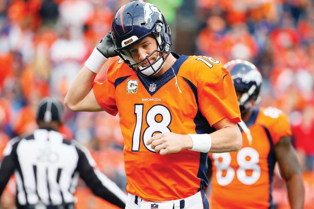 Peyton espera que con una semana de descanso vuelva a la actividad (JACK DEMPSEY. AP)