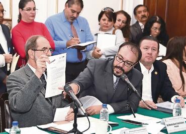 Diputados vapulean a Moctezuma