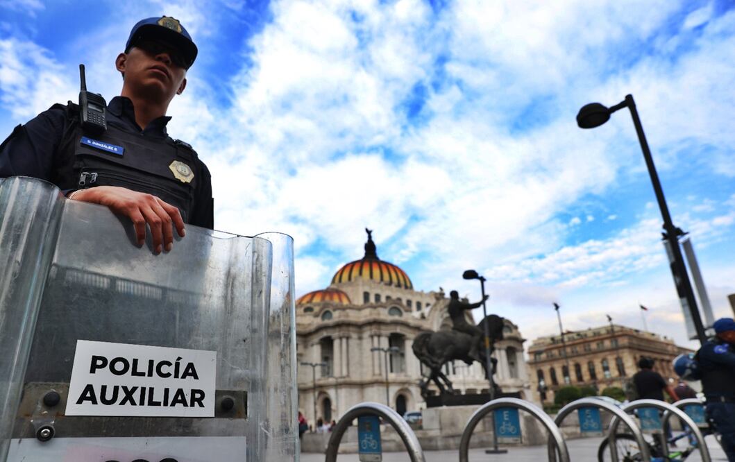 Operativo contra ambulantaje de la SSC de la CDMX. Foto: Iván Montaño/EL UNIVERSAL