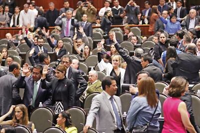 Avalan en comisiones bolsa extra de 43 mil 291 mdp a LIF