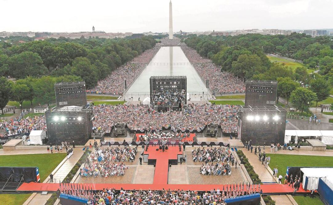 El Lincoln Memorial, en Washington, durante el Saludo a Estados Unidos, parte de la celebración por el aniversario 243 de la Independencia. Foto: SUSAN WALSH. AFP