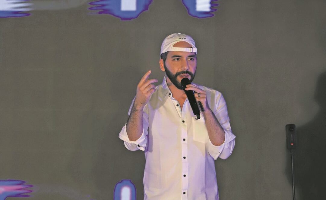 Bukele al anunciar sus planes ante inversionistas del bitcoin. Foto: Salvador Melendez. AP