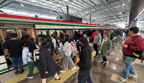 Usuarios prueban el Tren Interurbano El Insurgente; destacan ahorro de tiempo y costo