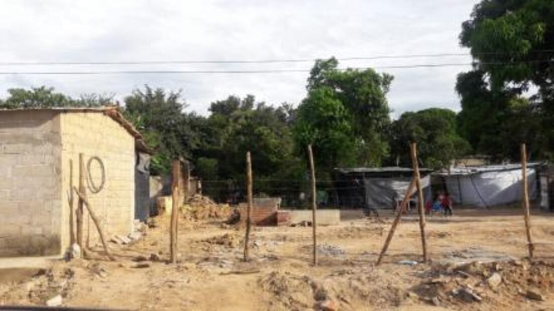 En Chiapas viven bajo árboles a 33 días del terremoto