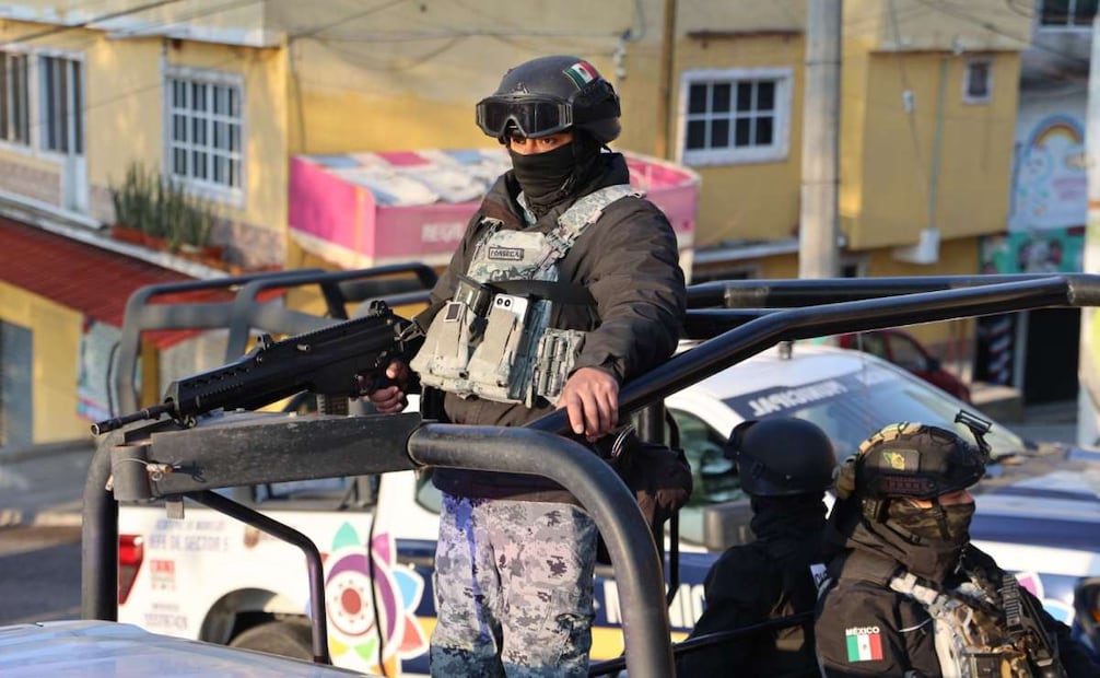 Uniformados realizaron patrullajes y recorridos pie tierra para prevenir situaciones de riesgo a transeúntes, conductores y pasajeros. Fotos: Especiales.