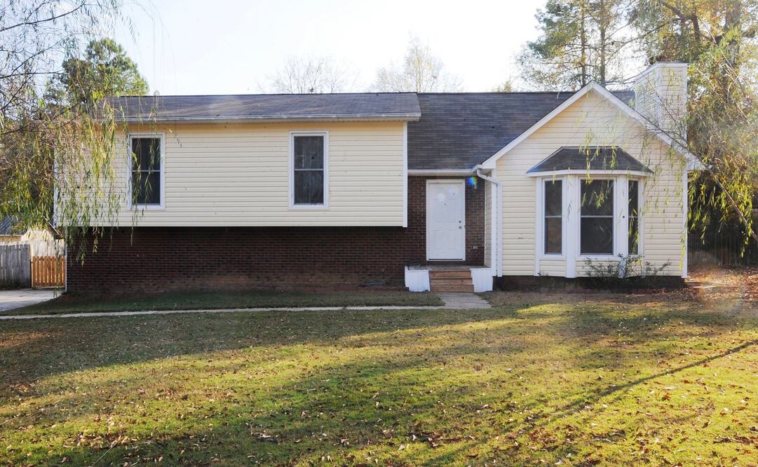 De acuerdo con el jefe de la policía de Helena, Alabama, el joven estuvo en "aislamiento forzado" en su casa. (Foto: AP)