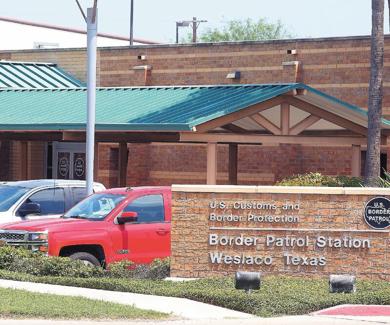 Estación de la Patrulla Fronteriza en Weslaco, Texas, donde falleció el joven indocumentado. Foto: JOEL MARTÍNEZ. AP