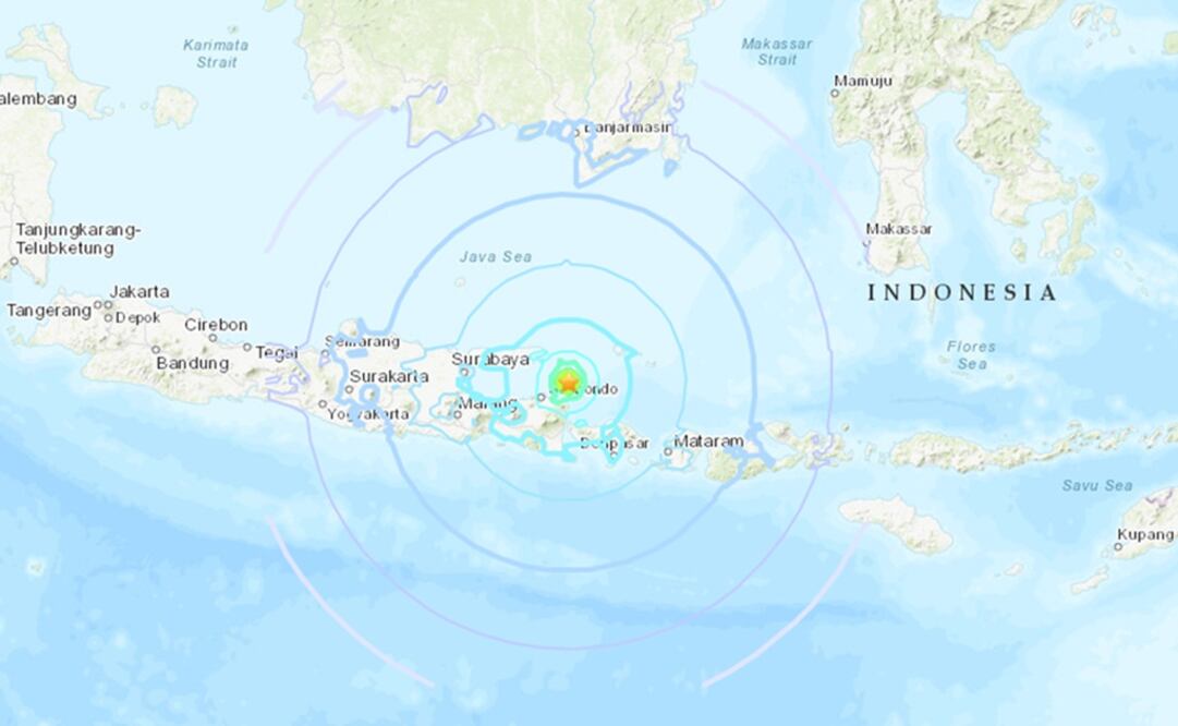 El sismo se produjo a las 18:44 hora local al noreste de la punta oriental de Java, a unos 40 km de la isla y a una profundidad de 10.3 km, según el Servicio Geológico de Estados Unidos. Foto: Captura de pantalla