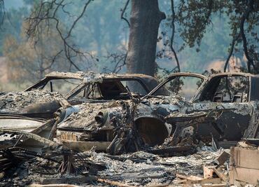 Incendio en California destruye más de 3 mil hectáreas y 22 edificios