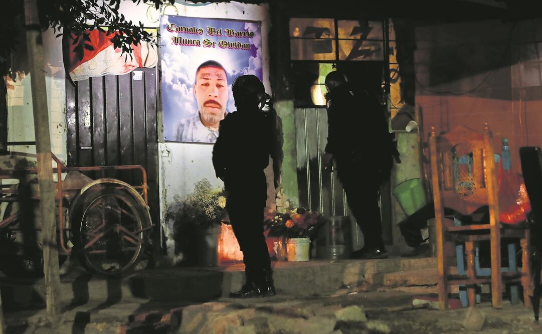 Cuatro hombres que estaban en un velorio fueron asesinados en el límite de Neza con Chimalhuacán.