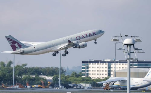 Localizan dron con "artefacto explosivo" en aeropuerto de Alemania; abortan aterrizaje de un avión y desvían vuelos