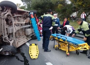 Volcadura en Ecatepec deja un muerto